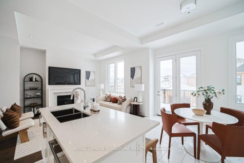 448 York Downs Boulevard, Markham, ON - Indoor