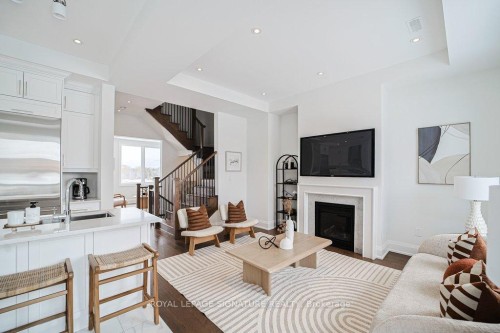 448 York Downs Boulevard, Markham, ON - Indoor With Fireplace