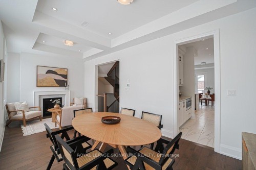 448 York Downs Boulevard, Markham, ON - Indoor Photo Showing Dining Room