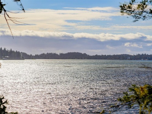 2042 Glenidle Rd, Sooke, BC 