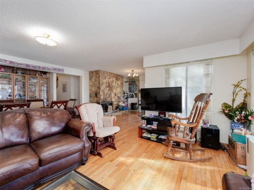 2042 Glenidle Rd, Sooke, BC 
