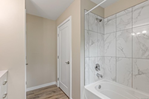 3671 Thomson Rd, Courtenay, BC 