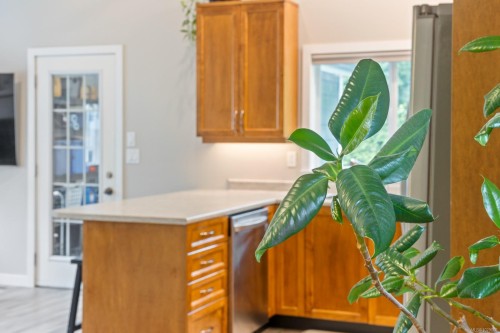 3671 Thomson Rd, Courtenay, BC 