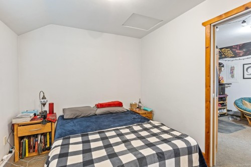 3671 Thomson Rd, Courtenay, BC 