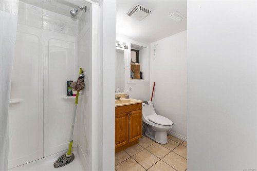 4325 Dieppe Rd, Saanich, BC 