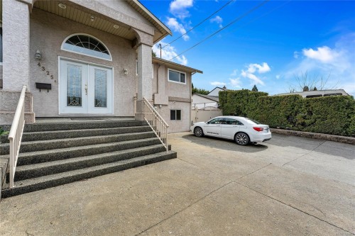 4325 Dieppe Rd, Saanich, BC 
