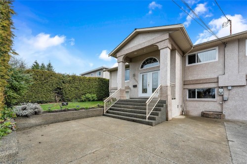 4325 Dieppe Rd, Saanich, BC 