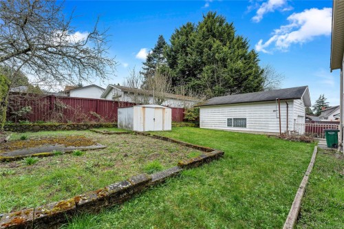 4325 Dieppe Rd, Saanich, BC 