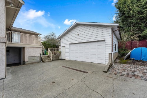 4325 Dieppe Rd, Saanich, BC 