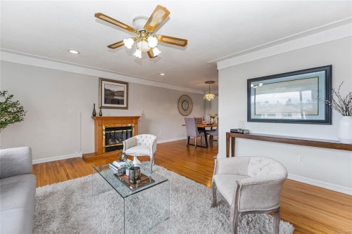 4325 Dieppe Rd, Saanich, BC 