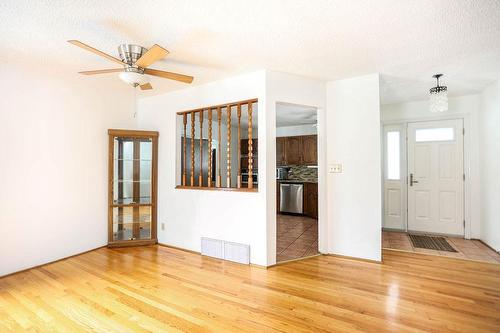 1957 Chancellor Drive, Winnipeg, MB - Indoor Photo Showing Other Room