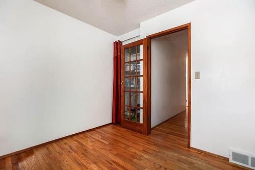 1957 Chancellor Drive, Winnipeg, MB - Indoor Photo Showing Other Room