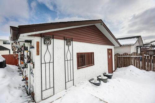 1957 Chancellor Drive, Winnipeg, MB - Outdoor With Exterior