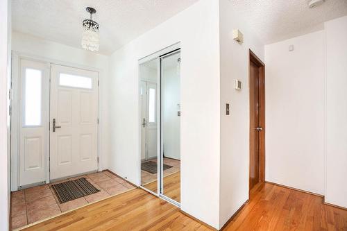 1957 Chancellor Drive, Winnipeg, MB - Indoor Photo Showing Other Room