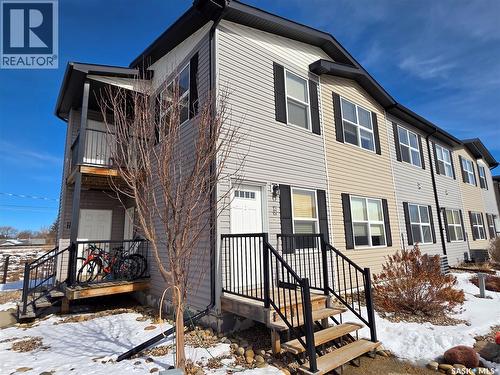 41 1275 South Railway Street E, Swift Current, SK - Outdoor With Deck Patio Veranda