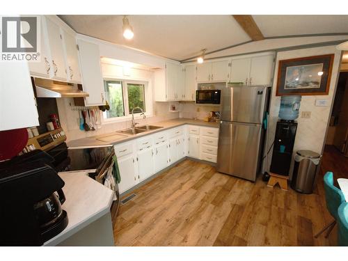 Kitchen - 8487 Highway 97 Unit# 49, Oliver, BC 