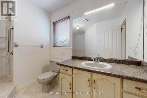 5525 Fleur-De-Lis, Mississauga, ON - Indoor Photo Showing Bathroom