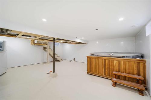 1240 Dominion Street, Winnipeg, MB - Indoor