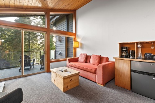 330 Reef Point Rd, Ucluelet, BC 