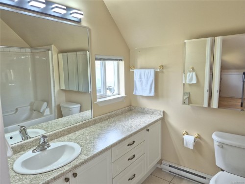 12270/12272 Chandler Rd, Ladysmith, BC 