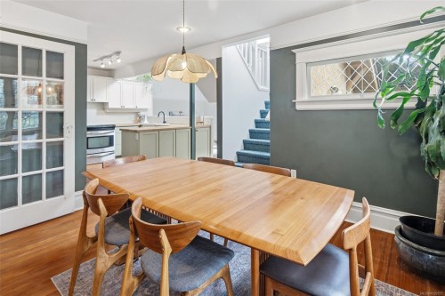 2353 Windsor Rd, Oak Bay, BC 