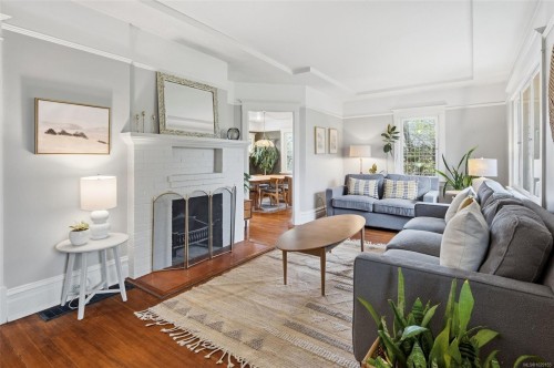 2353 Windsor Rd, Oak Bay, BC 