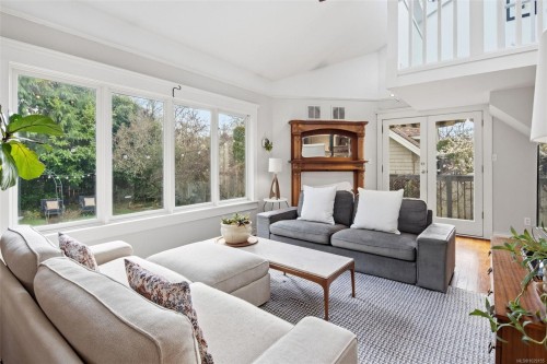 2353 Windsor Rd, Oak Bay, BC 