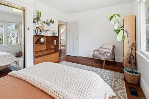 2353 Windsor Rd, Oak Bay, BC 