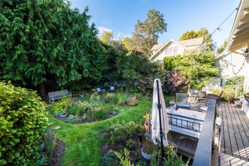 2353 Windsor Rd, Oak Bay, BC 