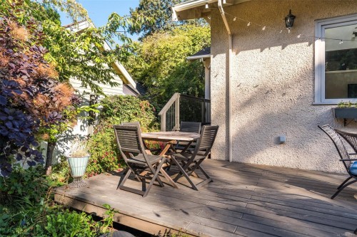 2353 Windsor Rd, Oak Bay, BC 