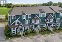 364 CROWNRIDGE DRIVE  Ottawa, ON K2M 3A4