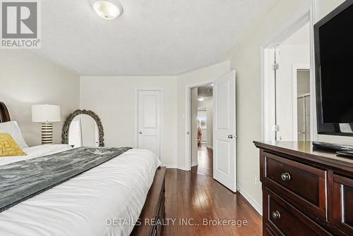 112 Whispering Winds Way, Ottawa, ON - Indoor Photo Showing Bedroom