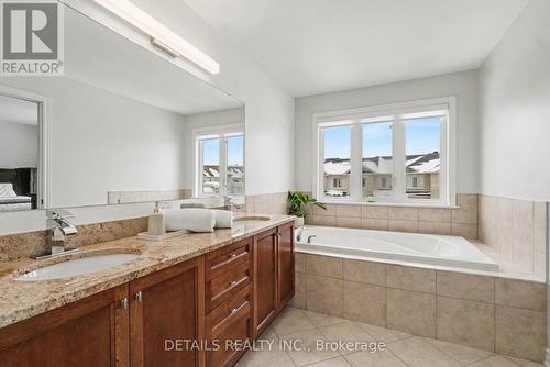 112 Whispering Winds Way, Ottawa, ON - Indoor Photo Showing Bathroom