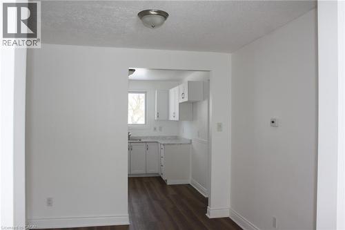 144 Sekura Crescent, Cambridge, ON - Indoor Photo Showing Other Room