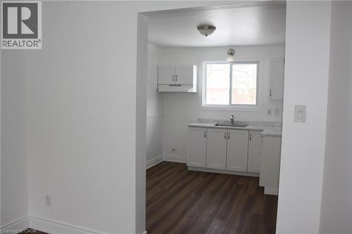 144 Sekura Crescent, Cambridge, ON - Indoor Photo Showing Other Room