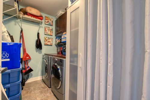 Laundry - 3-8201 10E Avenue, Montréal (Villeray/Saint-Michel/Parc-Extension), QC - Indoor Photo Showing Laundry Room