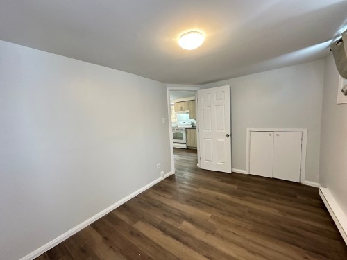 Bedroom - 1-595 Av. Marshall, Dorval, QC - Indoor Photo Showing Other Room