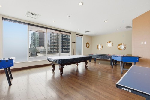 Salle communautaire - 323-1200 Rue St-Alexandre, Montréal (Ville-Marie), QC - Indoor Photo Showing Other Room