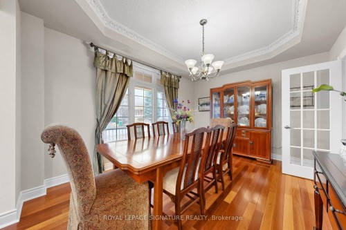 1590 Hallstone Road, Brampton, ON - Indoor Photo Showing Dining Room