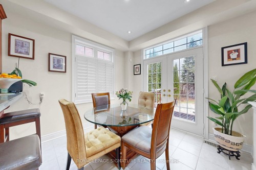 1590 Hallstone Road, Brampton, ON - Indoor Photo Showing Dining Room