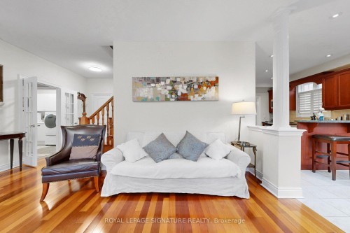 1590 Hallstone Road, Brampton, ON - Indoor Photo Showing Living Room