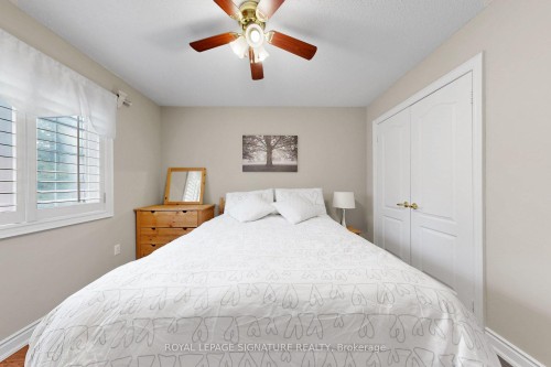 1590 Hallstone Road, Brampton, ON - Indoor Photo Showing Bedroom