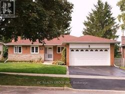 266 OTONABEE AVENUE  Toronto, ON M2M 2T2