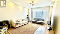 2852 WHITES ROAD Pickering, ON L1X 0R6