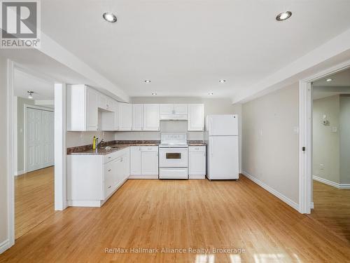 232 Eighth Road E, Hamilton, ON 