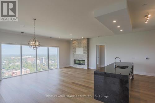 2701 - 505 Talbot Street, London East (East F), ON - Indoor With Fireplace