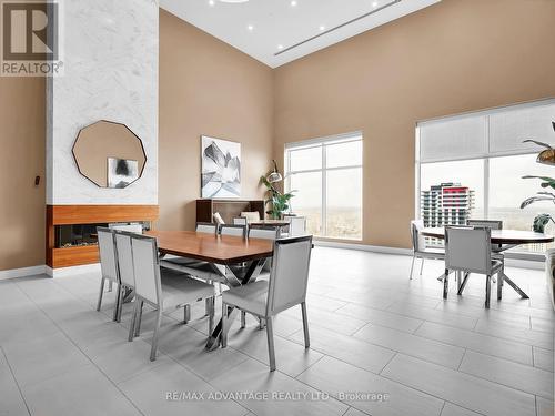 2701 - 505 Talbot Street, London East (East F), ON - Indoor Photo Showing Dining Room