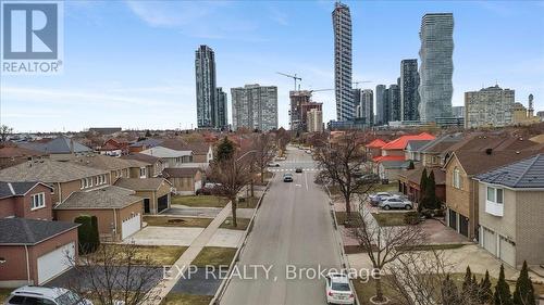 3440 Redmond Road, Mississauga, ON - Outdoor