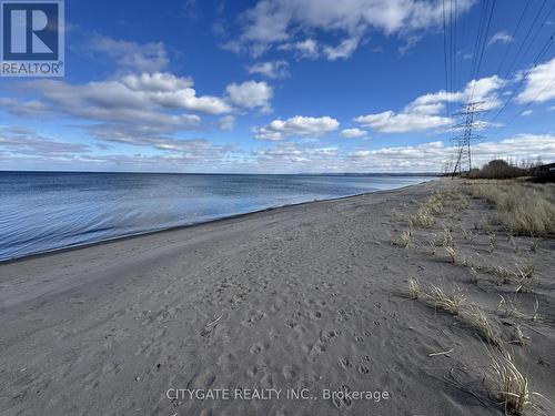 480 Beach Boulevard, Hamilton, ON 