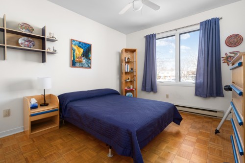 Chambre à coucher - 37 Place Leclerc, Kirkland, QC - Indoor Photo Showing Bedroom